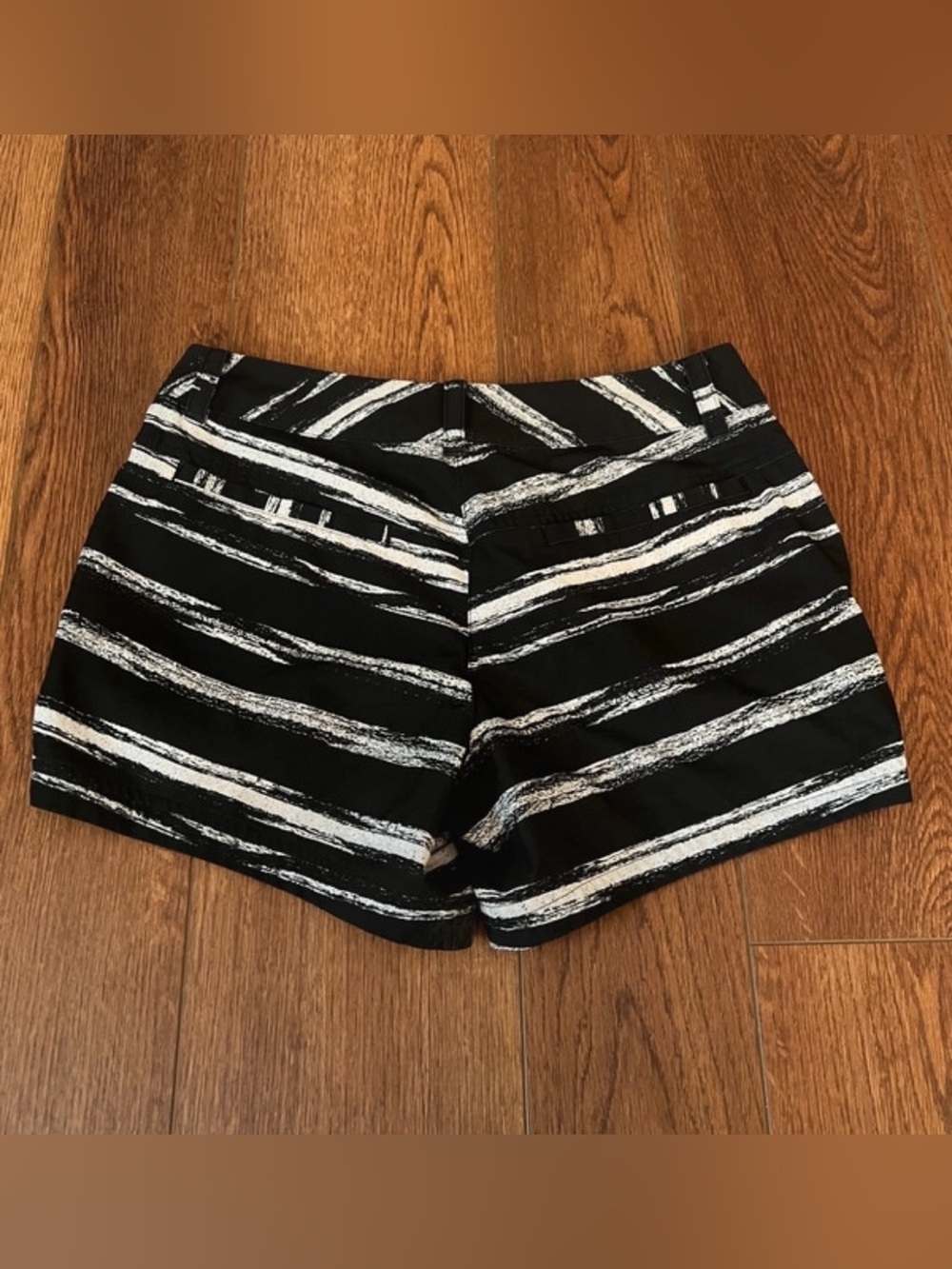 Women’s nike golf shorts - Picture 3 of 4